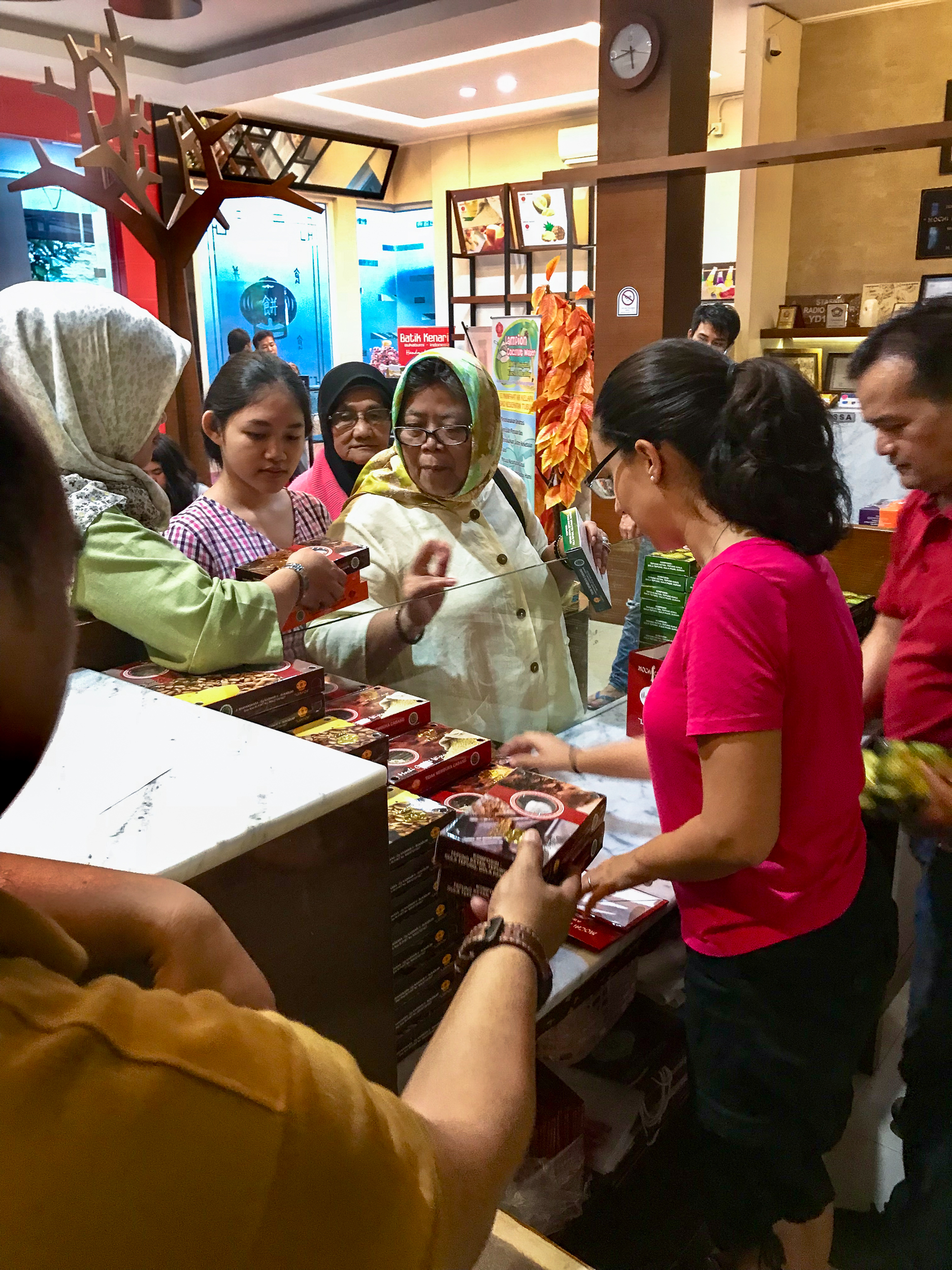 Workaway: Your Gateway to Unique Cultural Experiences Around the World Without Breaking the Bank!